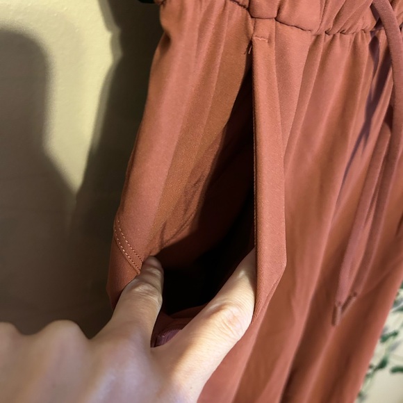 🛑 SOLD~Lululemon On the Fly Joggers - Picture 8 of 10